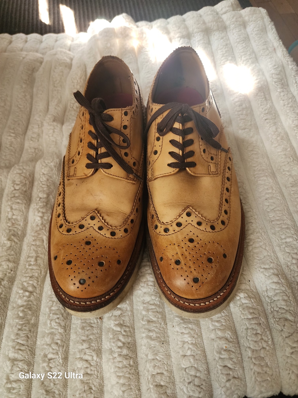 Men's Tan Wingtip Brogue Derby Shoes
